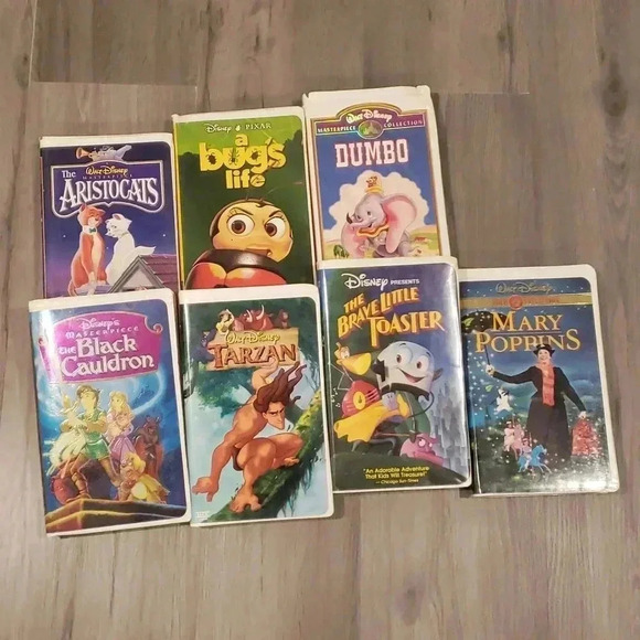 Classic Disney VHS tapes Bundle 7 Movies - Picture 2 of 8